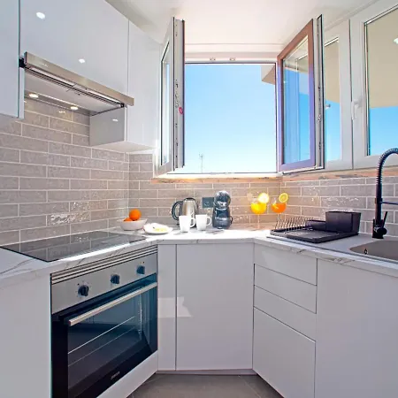 Lovely Sea View By Interhome *