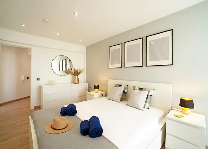 Apartment Lovely Sea View By Interhome *